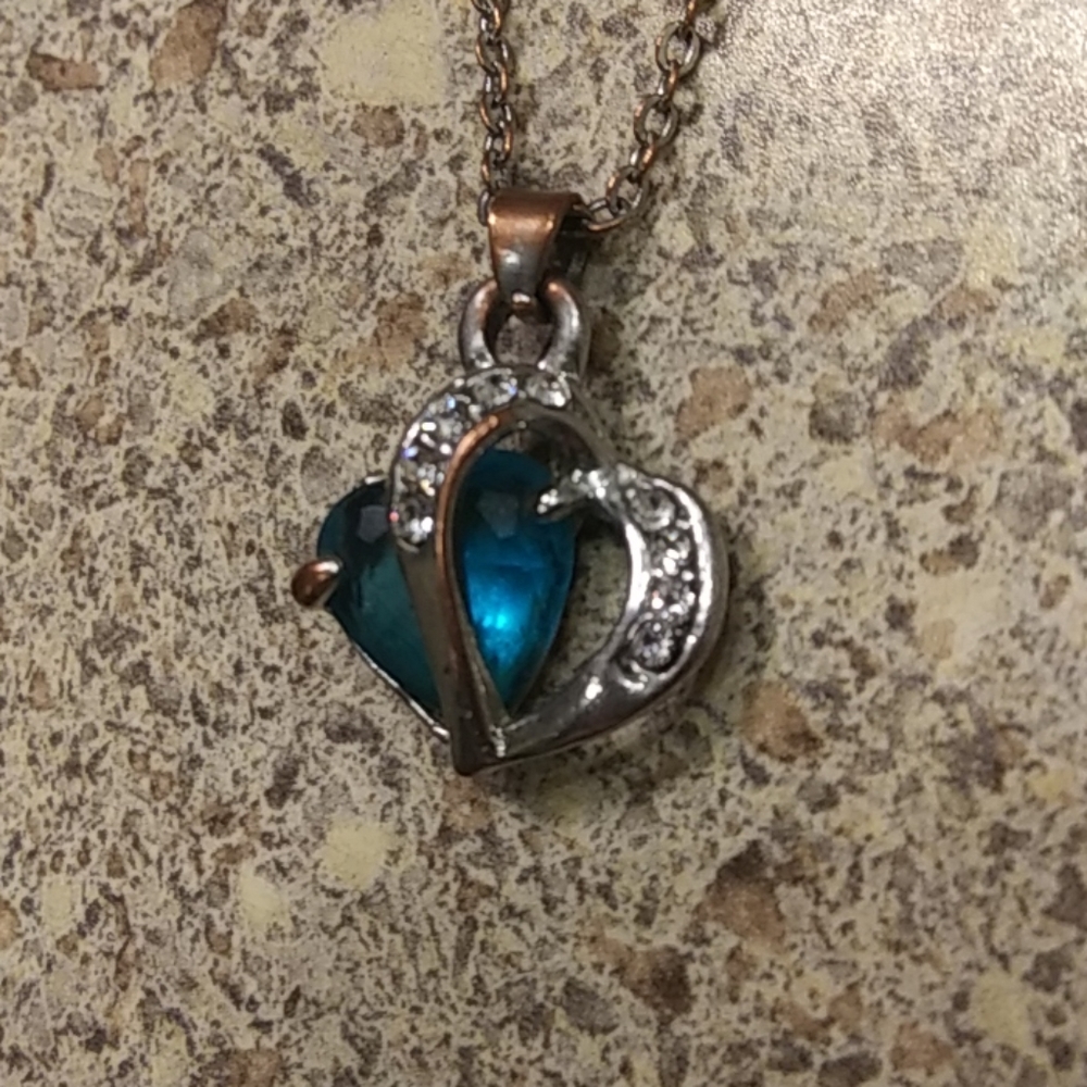 Two Necklaces - Picture 3 of 7